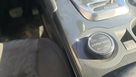Peugeot 3008 Hybrid4 - 2.0 Diesel 4X4 - 10