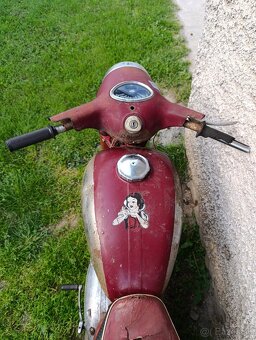 Jawa 250 typ 559 - 10