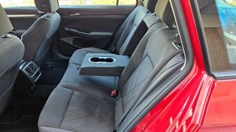 Volkswagen Golf Variant 2.0 TDI LIFE DSG A7 - 10