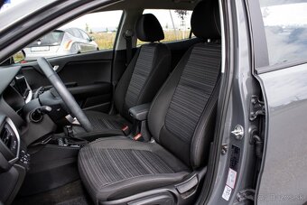 Kia Stonic 1.0 T-GDi Silver A/T - 10