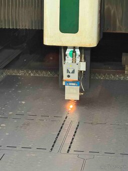 Kombinovaný laserový řezací stroj G-Weike LF-3015GAR 3kw - 10