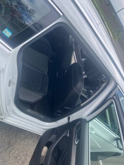 Volkswagen Passat - 10