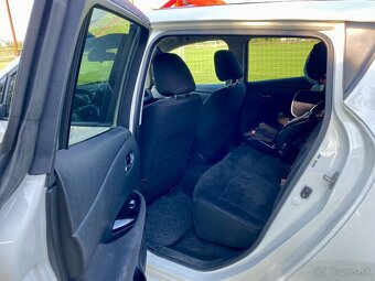 Nissan Leaf Acenta 30 - 10