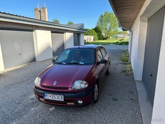 Predám Renault Clio 2 - 10