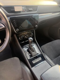 Superb III Sport - 10