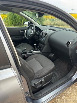 Nissan Qashqai 1,5 diesel, 4x2, 5 miestne - 10