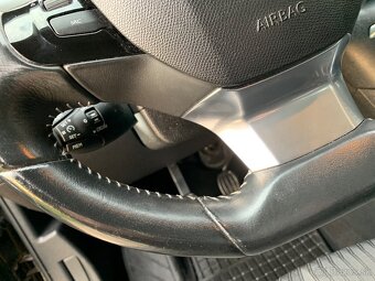 Peugeot 308sw 1.6HDI 85kw manuál 6 - 10