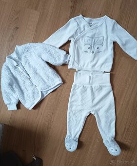 Veľký box oblečenia 68 - 10