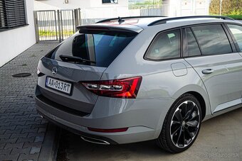 Škoda Superb Combi 2.0 TDI Sportline DSG - 10