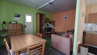 Celoročne obývateľná chata pri Sklabinskom rybníku okres Veľ - 10