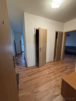 Predám byt 41m2 s dvoma balkónmi Revúca - 10
