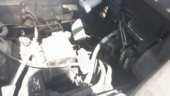 NISSAN 4 tony LPG rok výr. 2009 predaj na náhradné diely - 10