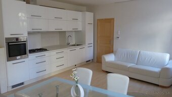 Unikátny staromestský byt 75m, ul. Palisády, top INVESTÍCIA - 10