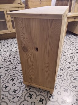 Stará skříňka, komoda po renovaci - 10