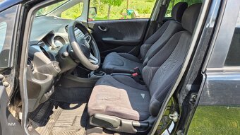 Honda Jazz , nová TK + EK platná do mája 2027 - 10