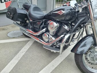 Kawasaki VN900 Classic - 10
