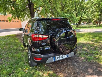 Ford EcoSport 1.5 TDCi Duratorq Titanium - 10
