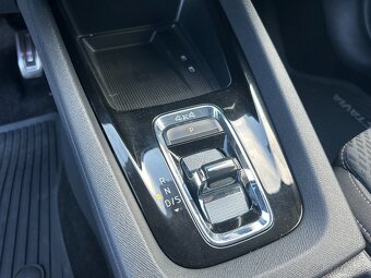 Škoda Octavia Combi 2.0 TDI DSG 4x4 - 10