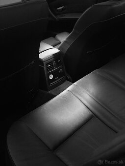 BMW 535d e61, Čr, 2. majitel, kombi, panorama atd - 10