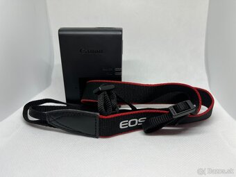 Canon R100 + Canon RF-S 18-45mm - shutter count 21XX - 10