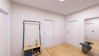 Na predaj veľký 4-izbový byt s balkónom a garážou –... - 10