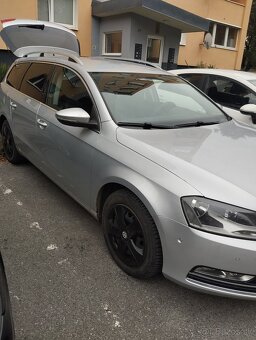Predám VW Passat B7 4x4 combi automat 125kw - 10