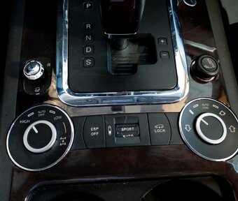 Volkswagen Touareg 2.5TDi RS Automat - 10