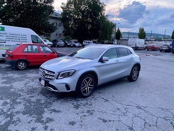 Mercedes-Benz GLA 200d automat - 10