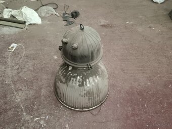 Tesnenie, váha a lampy - 10