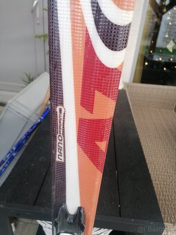 Slalomové lyže Atomic - 10