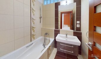 3 izb. byt s balkónom komplet zariadený RADVAŇ - 10