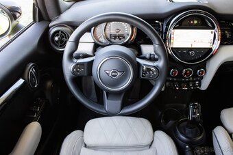 Mini Cooper Cabrio 1.5 100kW (2023) - 10