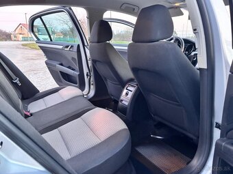 Škoda Superb 2.0TDI 4x4 Elegance - 10