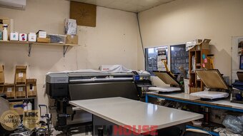 Obchodno-prevádzkové priestory s dostatkom parkovacích miest - 10