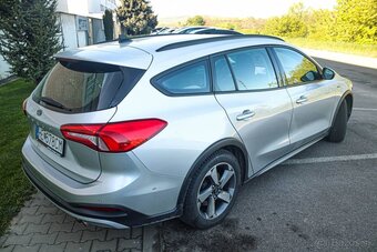 Ford Focus Kombi 2.0 TDCi EcoBlue Active A/T - 10