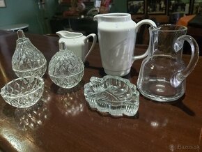 Sklo, starožitnosť, vázy, karafa, poháre - 10
