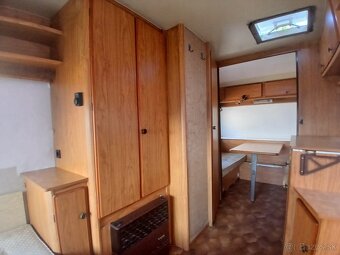 KNAUS - 10