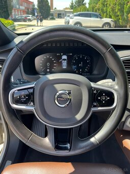 Volvo XC90 B5 2.0 AWD, Benzín+HEV, 2020, 184 kW, 129092 km - 10