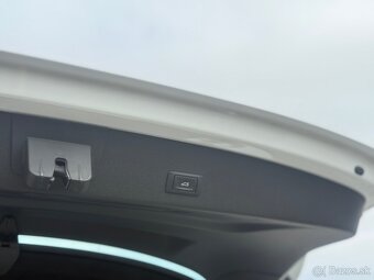 Audi E-tron -2023/32tis. KM- 55 Sportback quattro -NEBÚRANÉ - 10