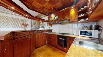 Naša realitná kancelária Vám exkluzívne ponúka na predaj rod - 10