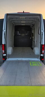 Volkswagen Crafter 2.0 TDI L3H2 A/8 Hydraulické Čélo 10/2022 - 10