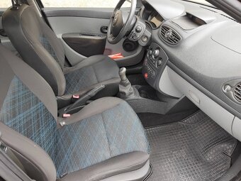 Clio - 10