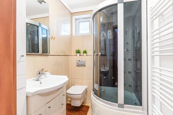 BABONY TRE Prenájom 3-i byt s dvoma parkovacími miestami v N - 10