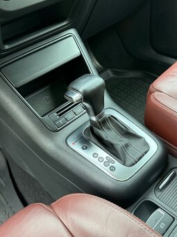 Volkswagen Tiguan 2.0 CR TDI 4-Motion A/T - 10