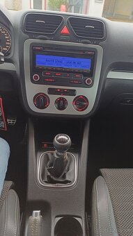 Volkswagen Scirocco - 10