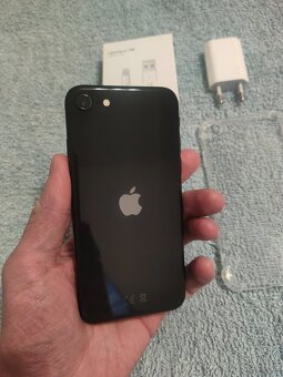 Apple iphone SE 2020 64GB Black - 10