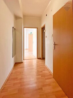 PREDAJ 2- izb. byt s balkónom ul. Rudnaya Prievidza - 10