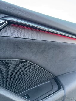 Škoda Octavia RS Plus Combi 4x4 147KW Kamera/Ťažné/DCC/Virtu - 10