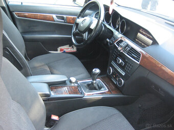 Mercedes-Benz C Trieda Sedan 220 CDI Blue Elegance - 10