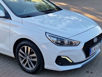 Hyundai i30 CW 1.6CRDi 85kw 11/2018 SK auto - 10